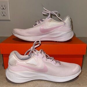 Nike Women's Light Pink Sneakers